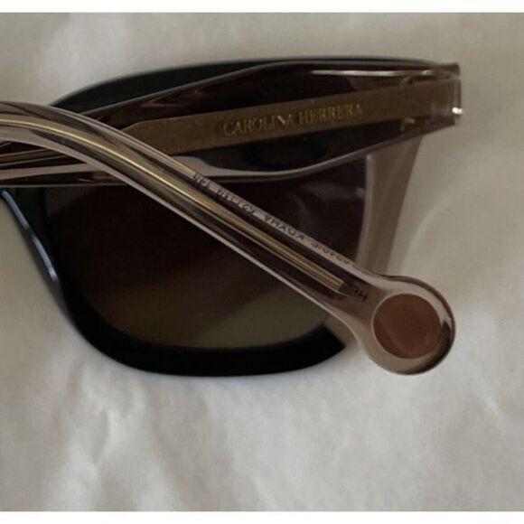 New $210 Women\'s Carolina Herrera 52mm Cat Eye Sunglasses in Black/Brown main image 4